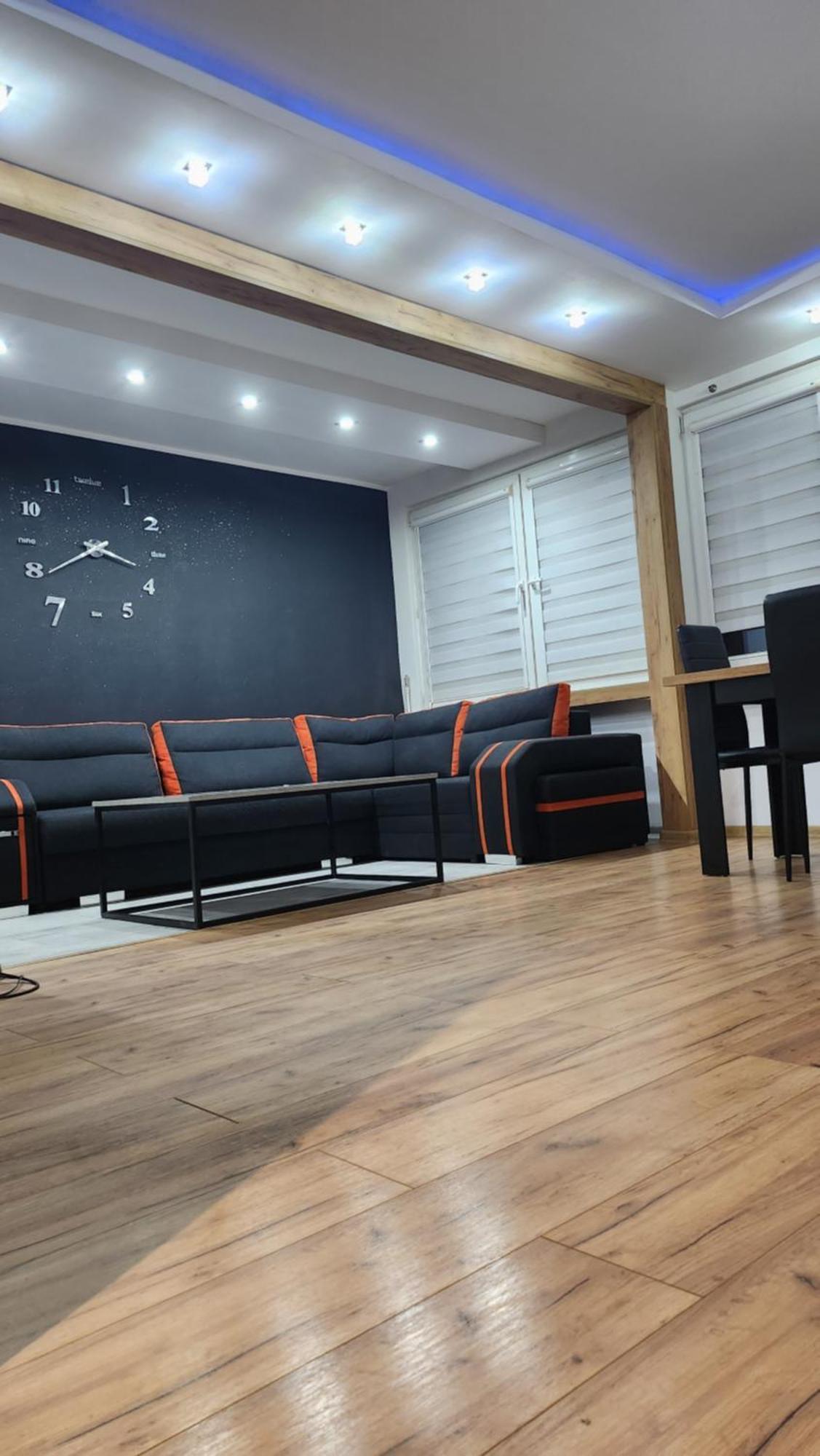 Ekskluzywny Apartament W Centrum Z Klimatyzacja I Balkonem Любін Екстер'єр фото
